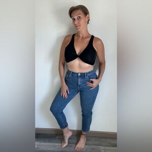 American Eagle High Rise Mom Jean 6 Regular Cotton Stretch